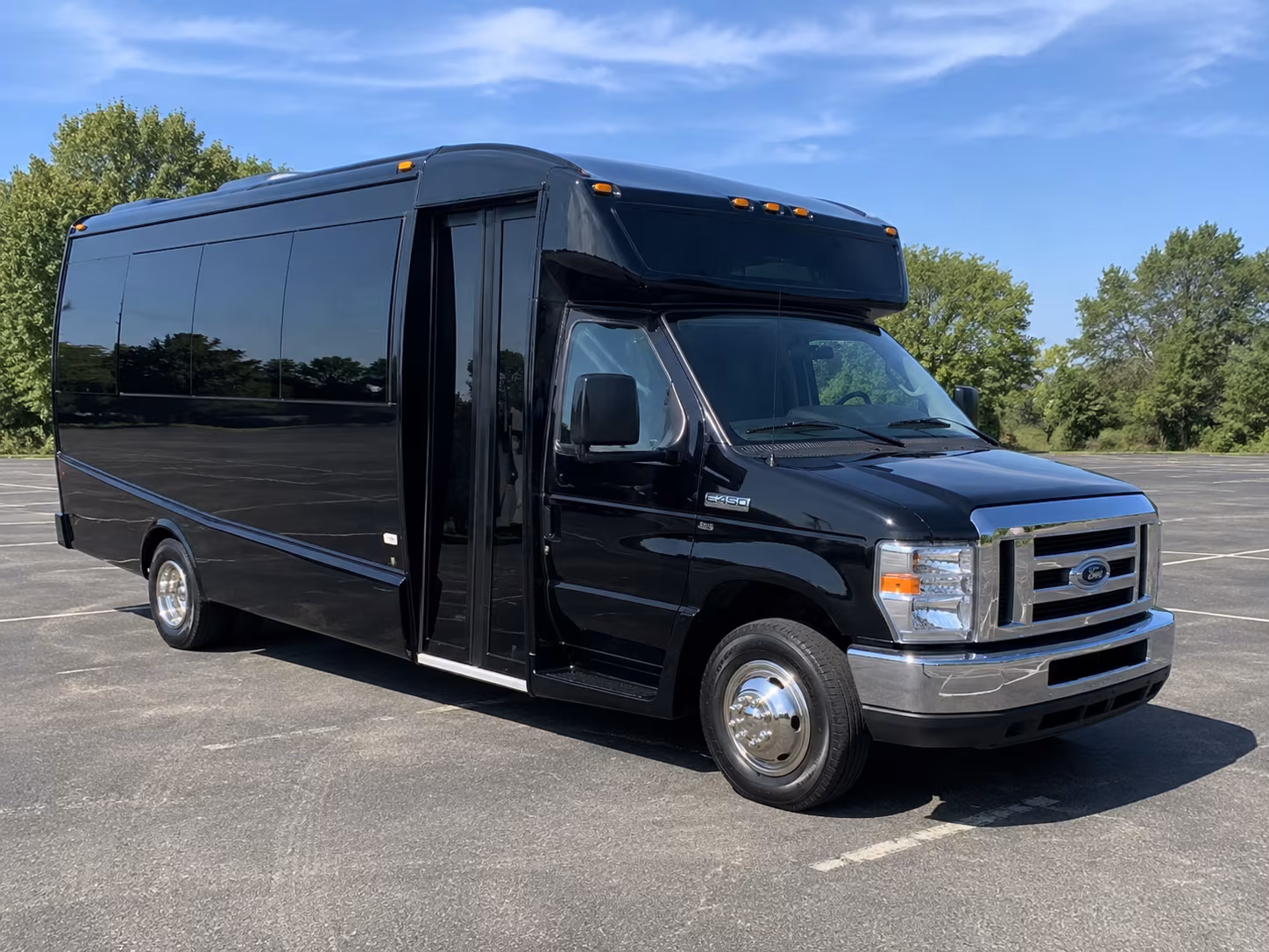 concord charter bus rentals for airport transfers