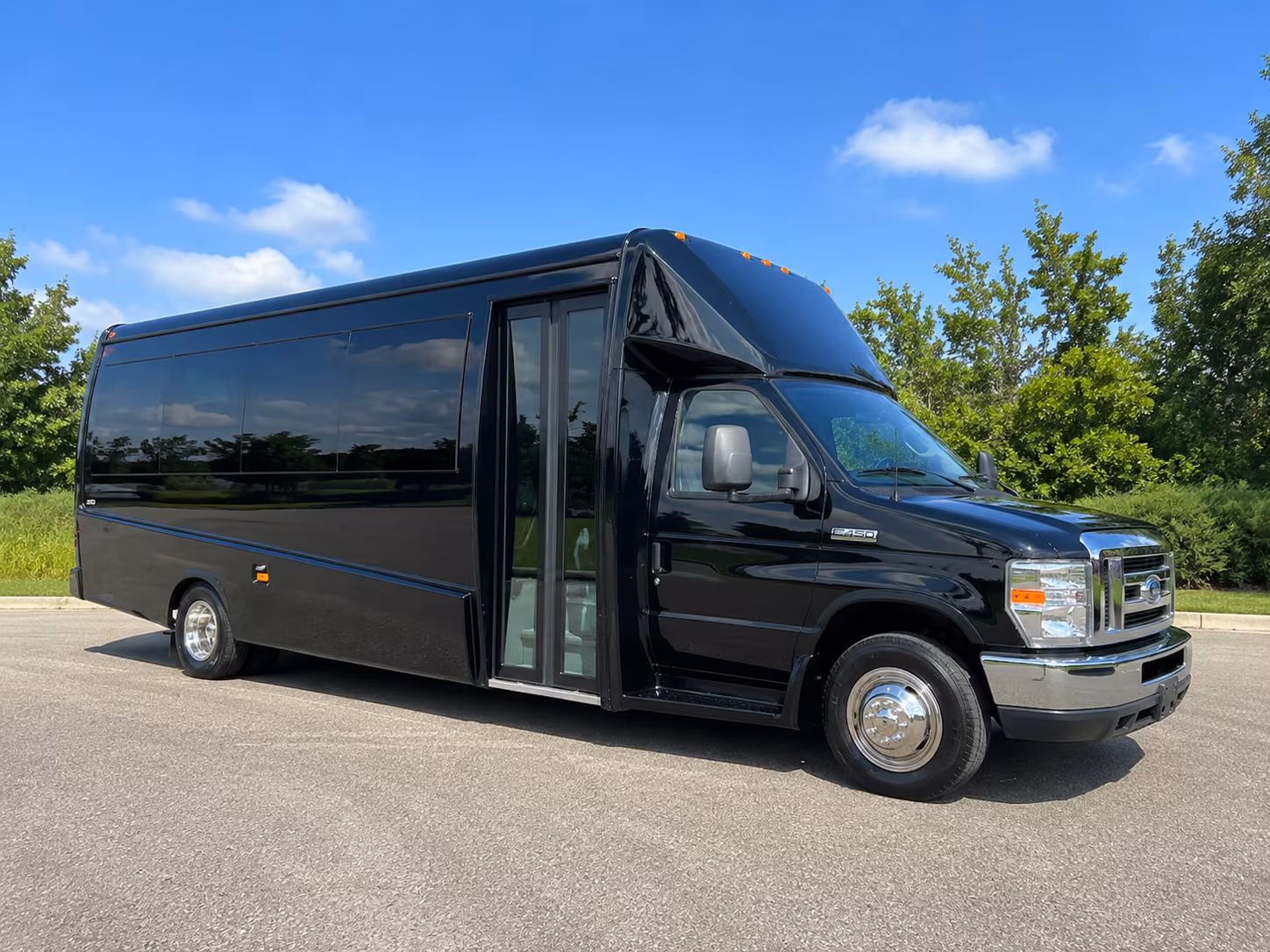 fairfield wedding shuttle bus rentals