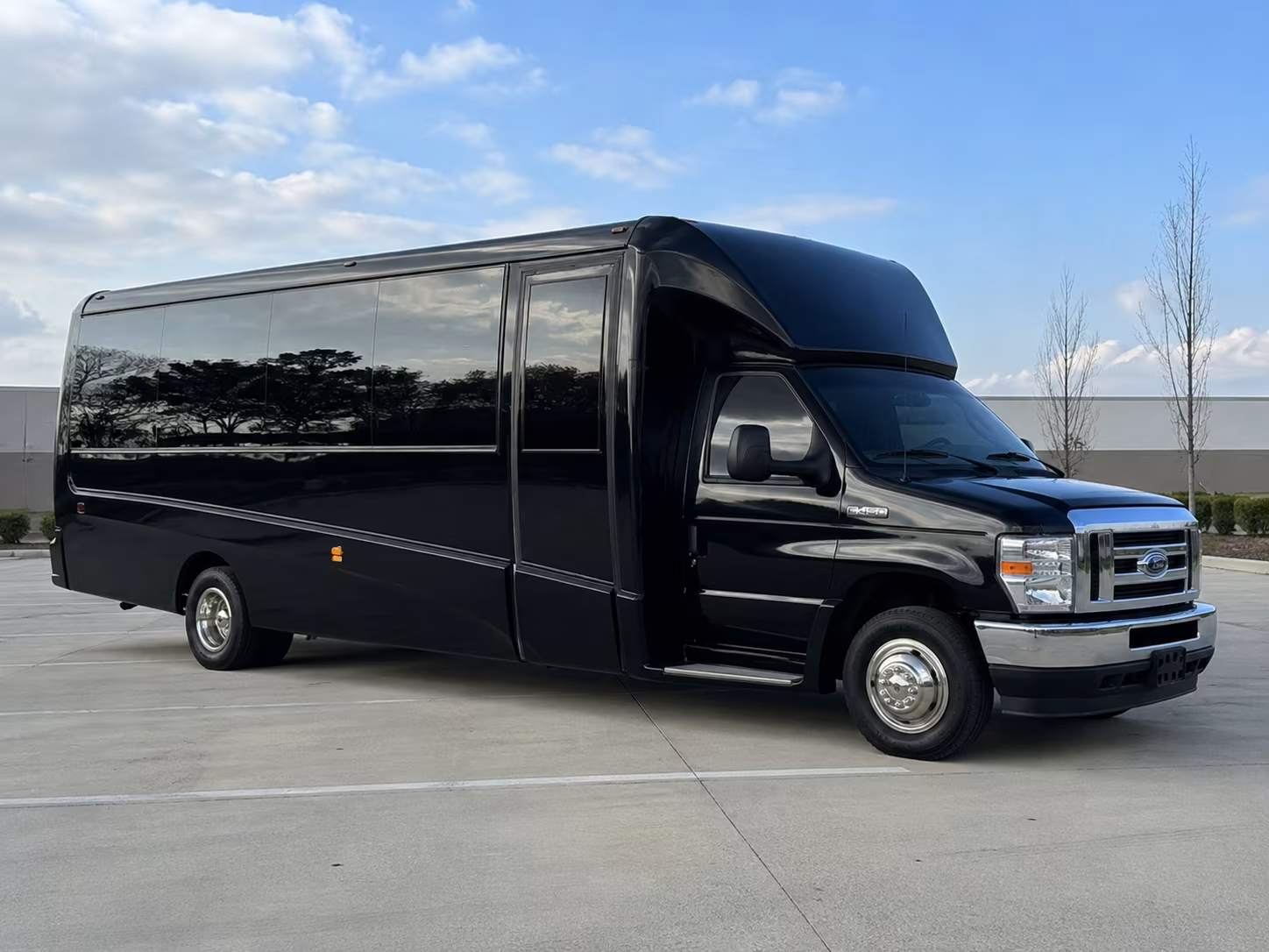 find buses for napa valley expo events and oxbow district science trips