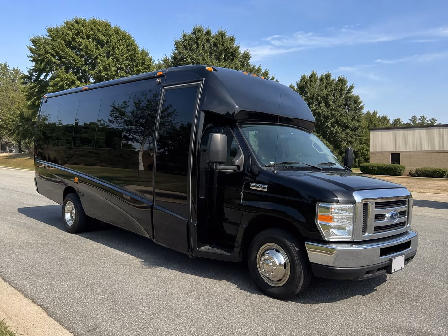 napacharterbuscompany com is the easiest way to book prom transportation near bottlerock weekend