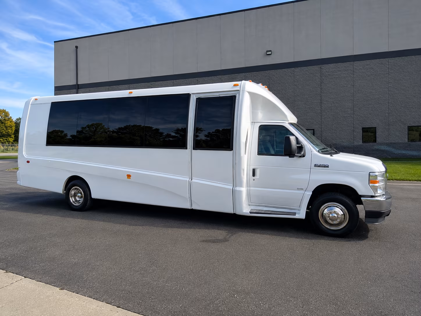 napacharterbuscompany com makes silverado trail wine tour transportation easy to find