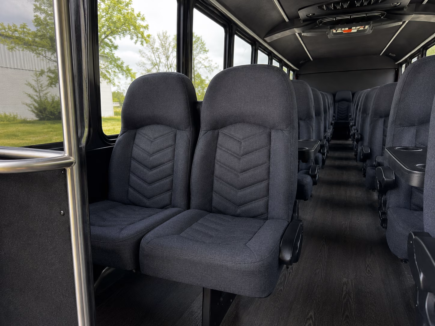 pittsburg book charter buses for government military groups in pittsburg