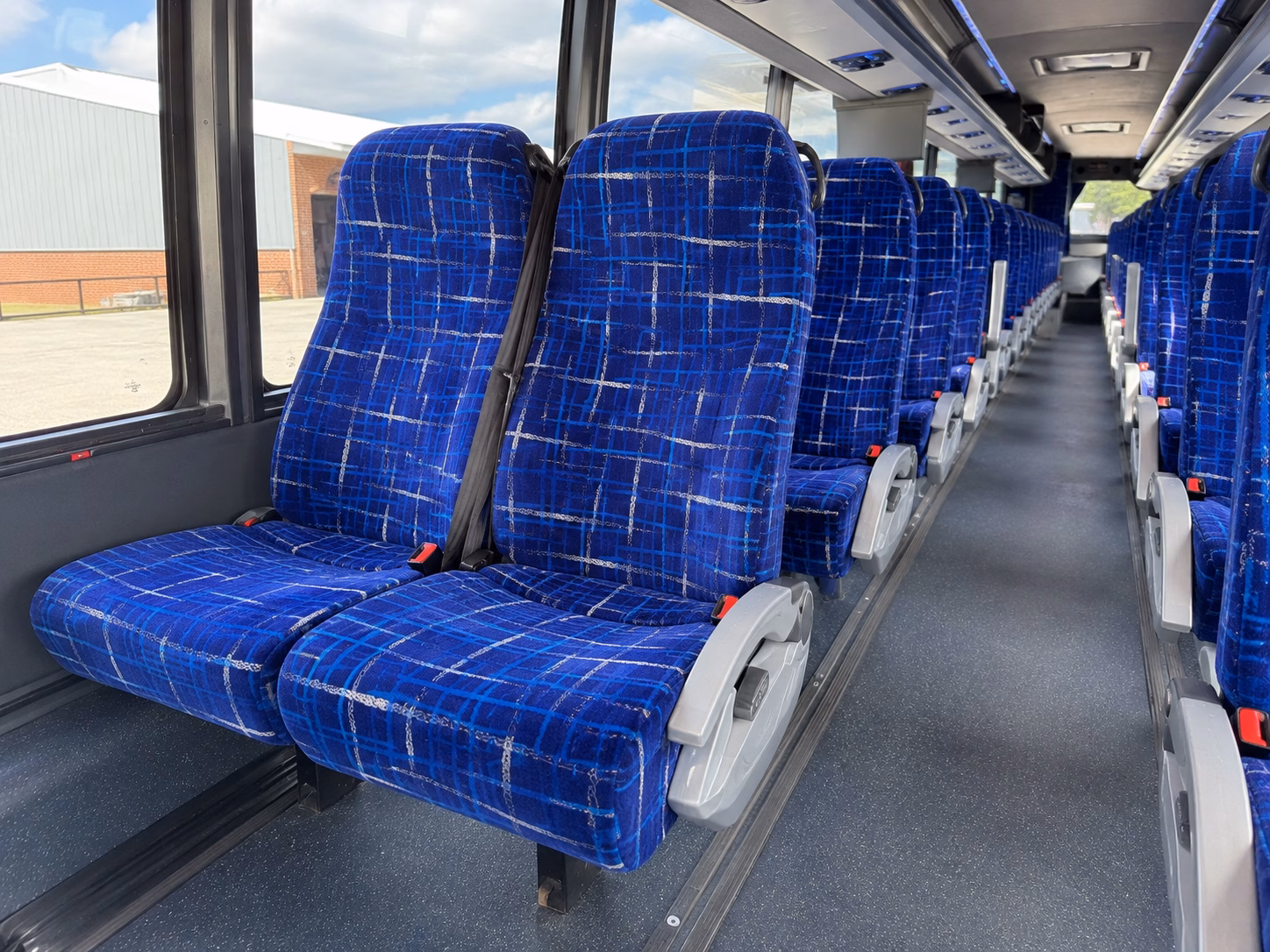 pittsburg wedding reception shuttle bus rentals in pittsburg
